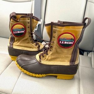 NWOT RARE BEAN BOOTS
